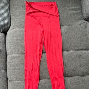 Red aerie leggings